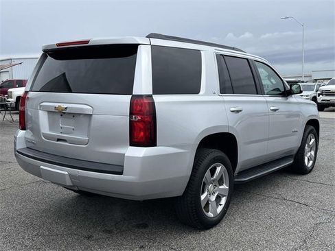 Used 2019 Chevrolet Tahoe LT image 3