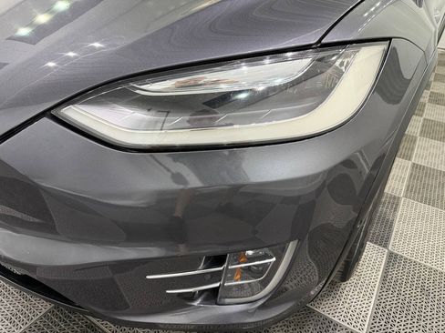 Used 2017 Tesla Model X 75D AWD/4WD image 30