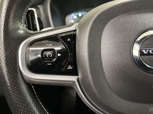 Used 2019 Volvo XC60 T6 R-Design w/ Protection Package Premier image 22