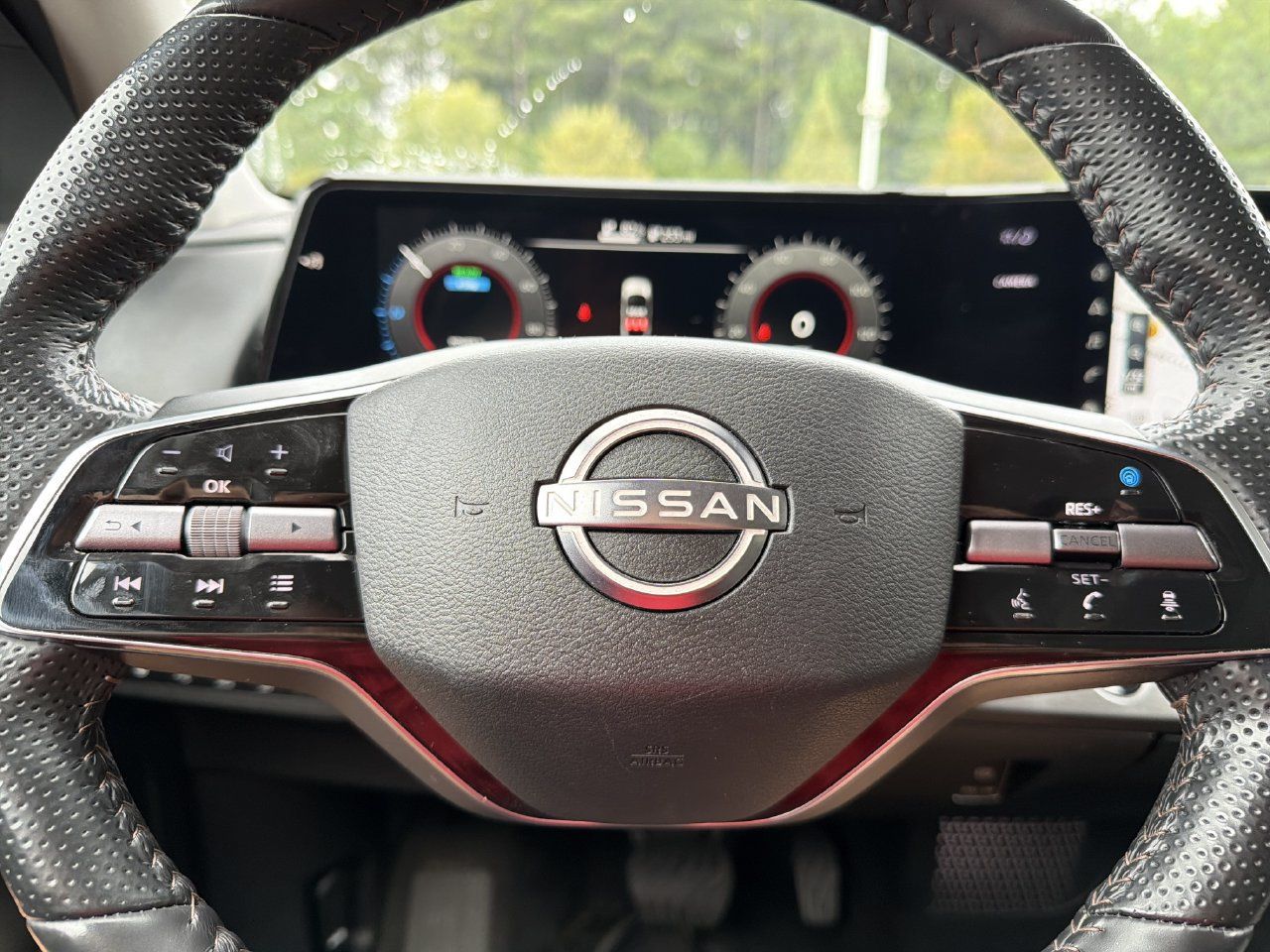 Certified 2023 Nissan Ariya AWD image 10