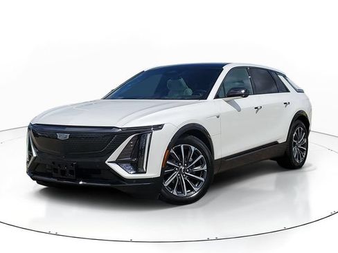 Certified 2024 Cadillac Lyriq Sport w/ LPO, Floor Liner Package AWD/4WD image 1
