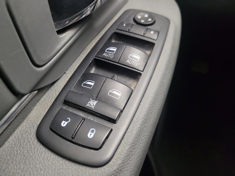 Used 2020 RAM 1500 Warlock w/ Electronics Group AWD/4WD image 27