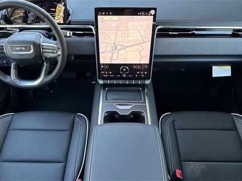 New 2026 GMC Sierra EV Elevation image 15