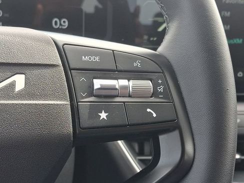 Used 2025 Kia K4 EX FWD image 21