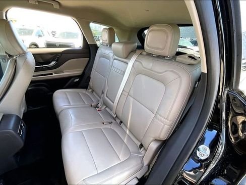 Used 2022 Lincoln Corsair FWD image 18