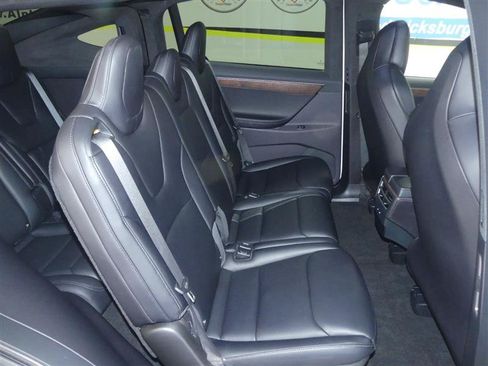 Used 2018 Tesla Model X 75D AWD/4WD image 23