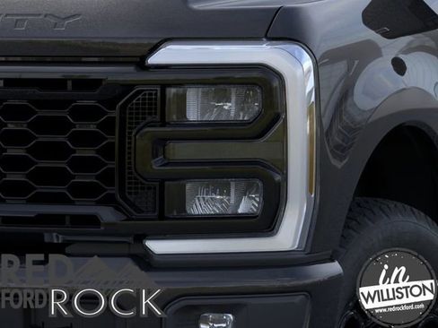 New 2026 Ford F250 Lariat AWD/4WD image 18