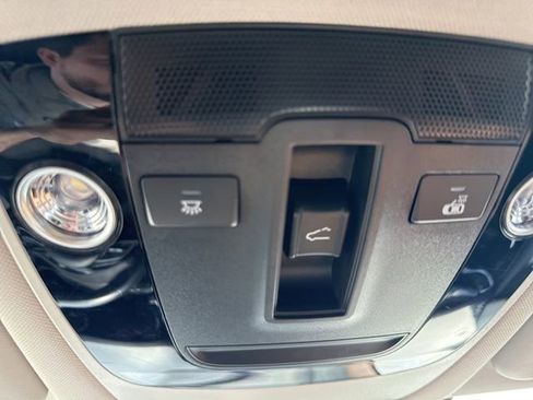 Used 2021 Kia Seltos EX image 15