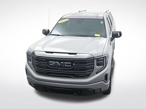 Used 2024 GMC Sierra 1500 AT4 w/ Technology Package AWD/4WD image 30