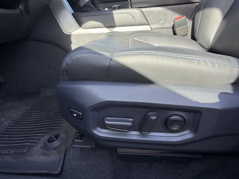 New 2026 Toyota Tundra Platinum AWD/4WD image 9