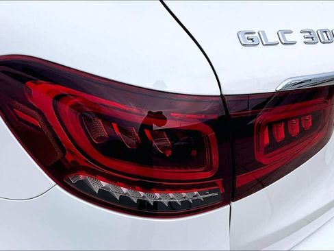 Used 2022 Mercedes-Benz GLC 300 GLC 300 image 28