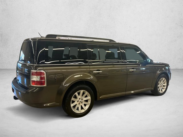 Used 2011 Ford Flex SEL w/ Rapid Spec Order Code FWD image 5