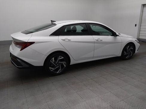 Used 2025 Hyundai Elantra SEL FWD image 10