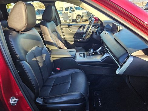 Used 2024 MAZDA CX-90 3.3 Turbo w/ Preferred Plus image 40