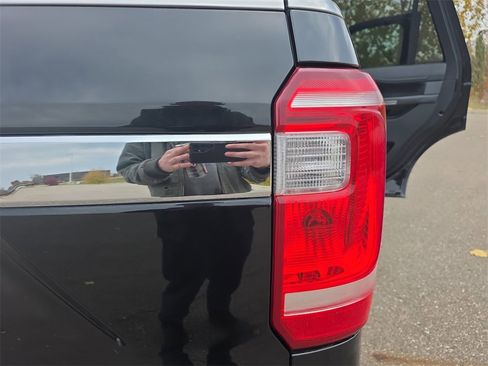 Used 2019 Ford Expedition XLT w/ Equipment Group 201A image 32