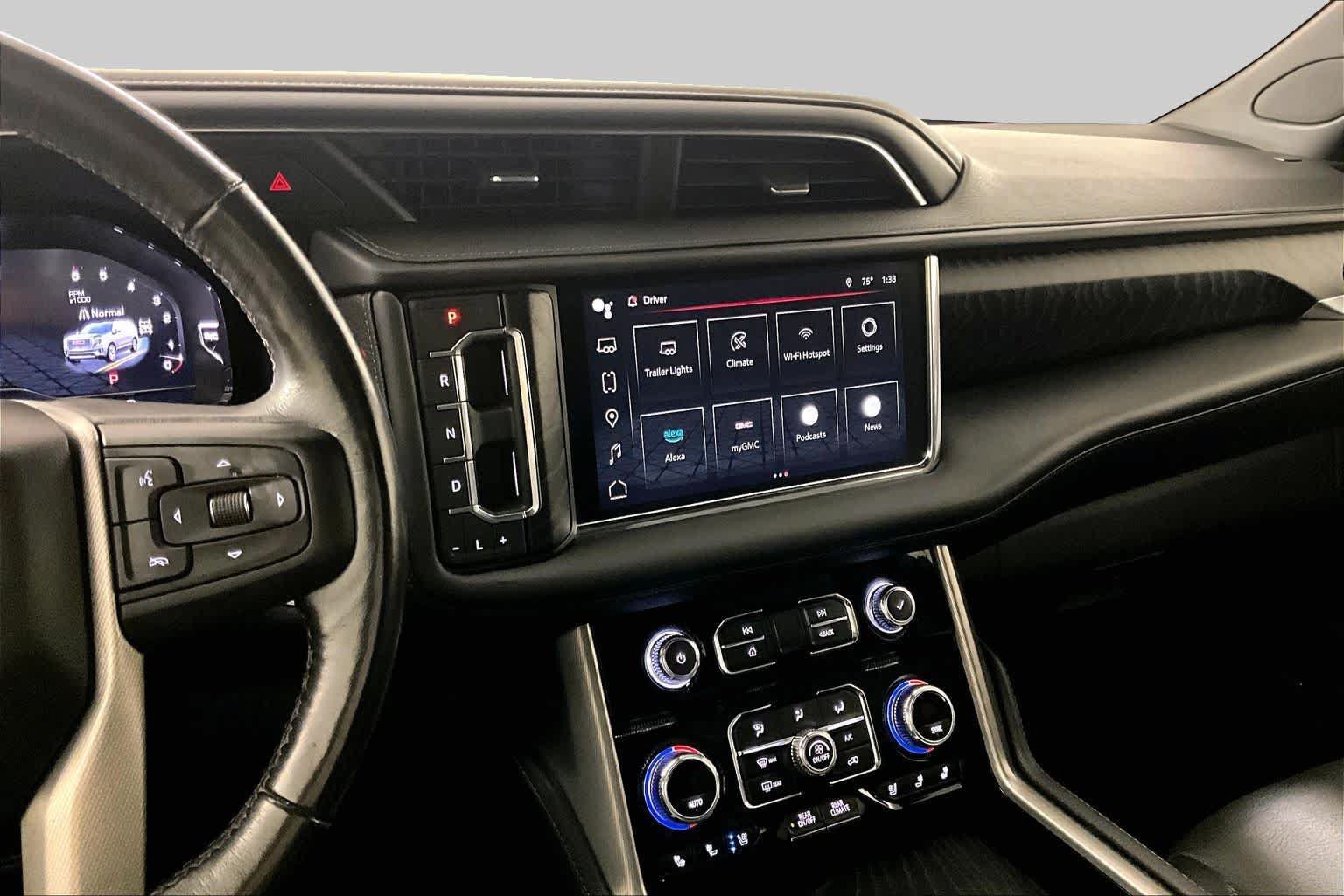 Used 2022 GMC Yukon Denali AWD/4WD image 7