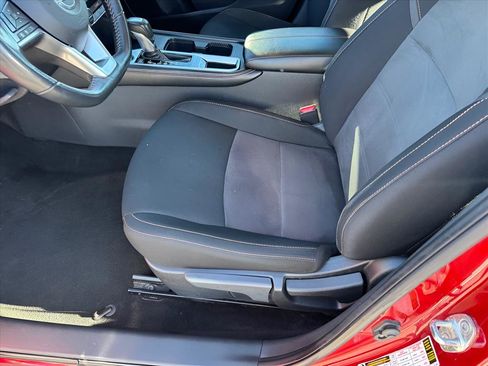 Used 2022 Nissan Sentra SR w/ Electronics Package image 7