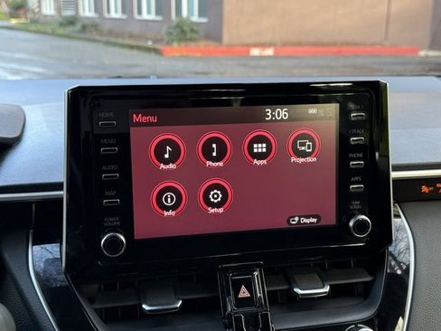 Used 2020 Toyota Corolla SE image 16