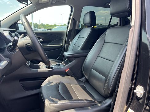 Used 2022 GMC Terrain SLT w/ Tech Package AWD/4WD image 14