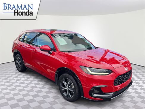 Certified 2023 Honda HR-V EX-L image 2
