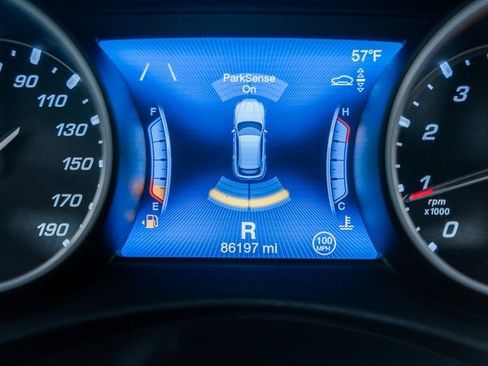 Used 2018 Maserati Levante S GranSport image 50