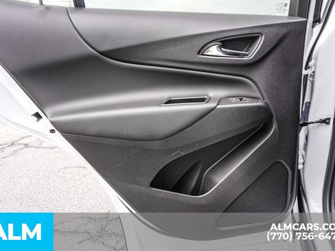 Used 2024 Chevrolet Equinox LT image 57