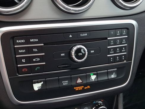 Used 2016 Mercedes-Benz CLA 250 image 15