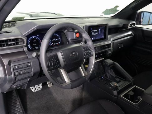 Used 2025 Toyota 4Runner TRD Sport image 7