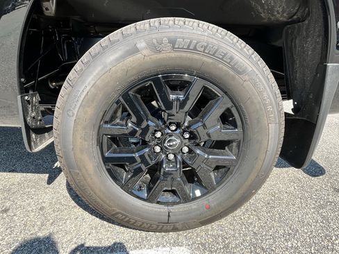 New 2026 Nissan Frontier SV w/ Tow Package AWD/4WD image 4