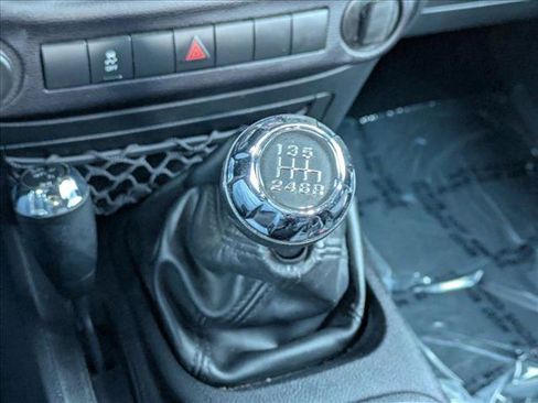 Used 2016 Jeep Wrangler Unlimited Sport w/ Connectivity Group AWD/4WD image 12