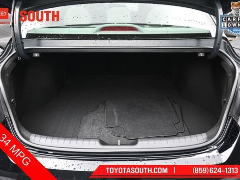 Used 2025 Hyundai Elantra SEL FWD image 30