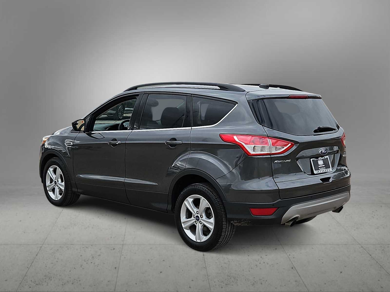 Used 2016 Ford Escape SE w/ Equipment Group 201A FWD image 6