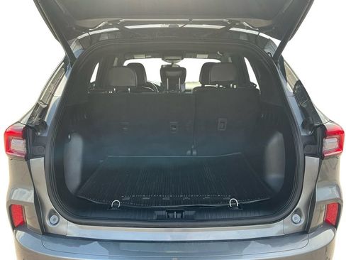 Used 2023 Ford Escape ST-Line w/ Tech Pack #1 FWD image 24