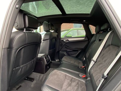 Used 2020 Porsche Macan GTS image 19