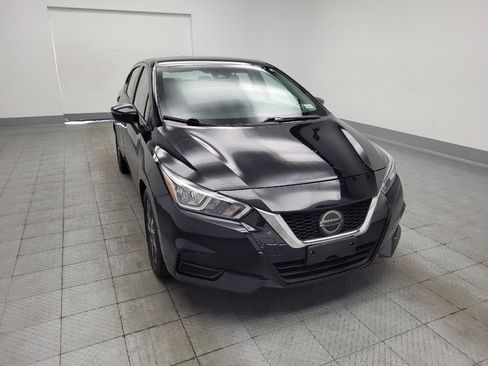 Used 2021 Nissan Versa SV FWD image 14