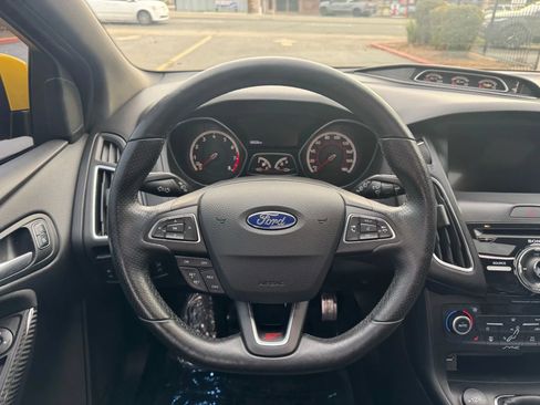 Used 2018 Ford Focus ST w/ Equipment Group 402A image 21