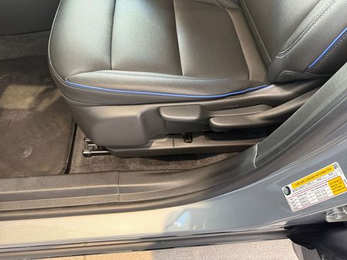 Used 2025 Buick Envista Sport Touring image 23