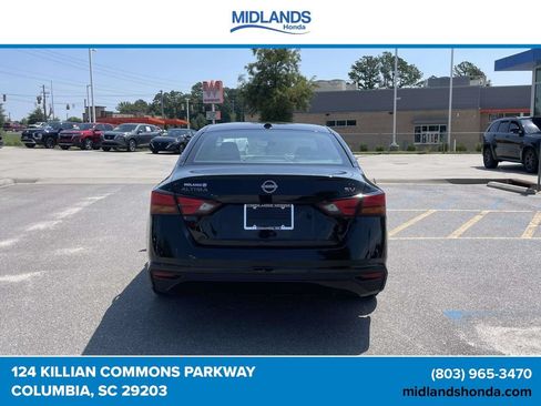 Used 2024 Nissan Altima 2.5 SV FWD image 5