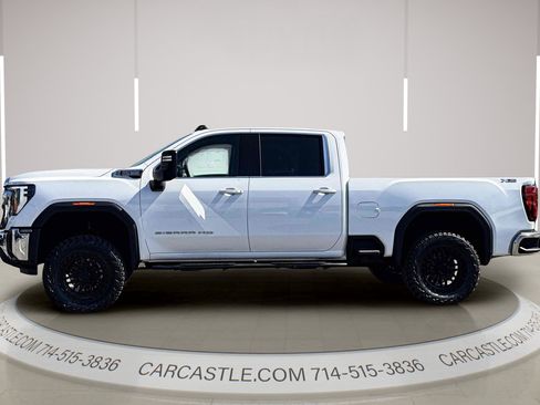 Used 2024 GMC Sierra 2500 SLE w/ SLE Convenience Package AWD/4WD image 3