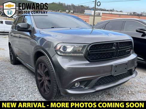 Used 2019 Dodge Durango SXT image 1