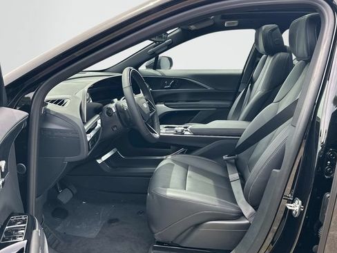 New 2026 Cadillac Lyriq Premium Luxury AWD/4WD image 10