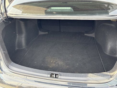 Used 2020 Toyota Corolla SE image 11