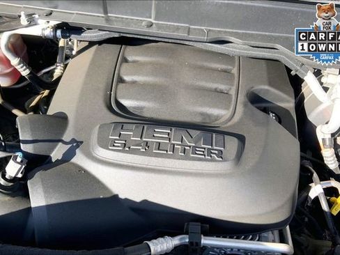 Used 2024 RAM 2500 Tradesman w/ Chrome Appearance Group image 30