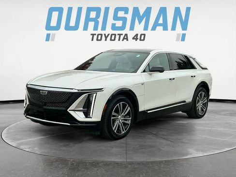 Used 2024 Cadillac Lyriq Luxury image 2