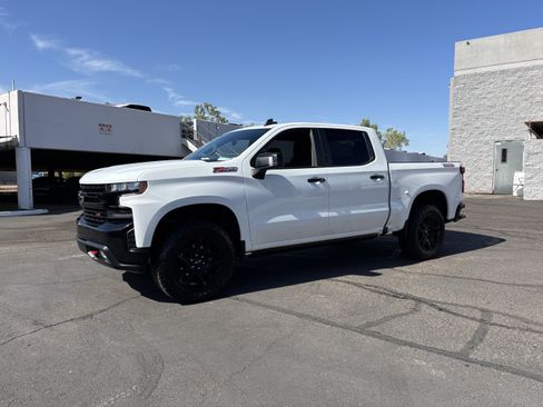 Used 2022 Chevrolet Silverado 1500 LT Trail Boss w/ Safety Package AWD/4WD image 6