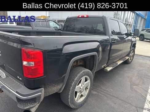 Used 2015 GMC Sierra 2500 SLE image 3
