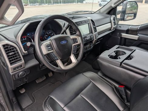 Certified 2021 Ford F350 Lariat w/ Lariat Ultimate Package AWD/4WD image 21