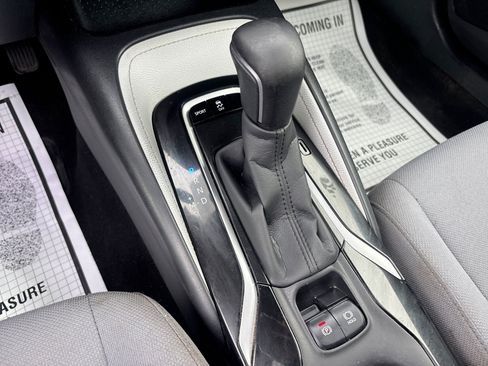 Used 2020 Toyota Corolla SE w/ SE Premium Package FWD image 23
