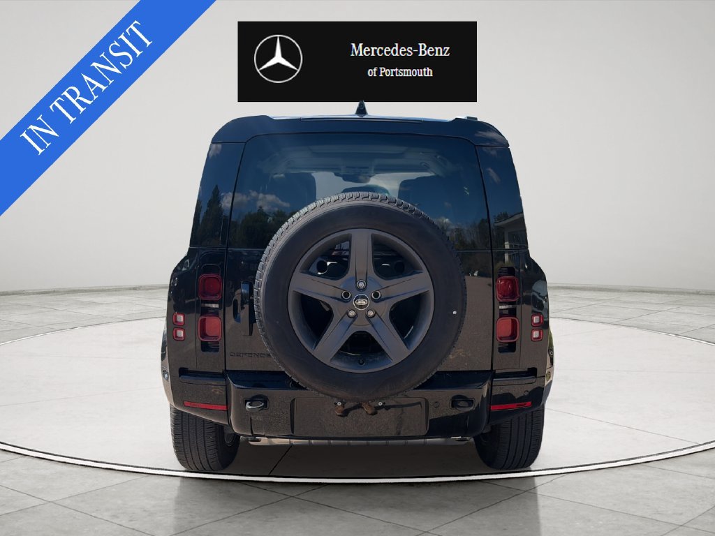 Used 2025 Land Rover Defender 110 X-Dynamic SE AWD/4WD image 4