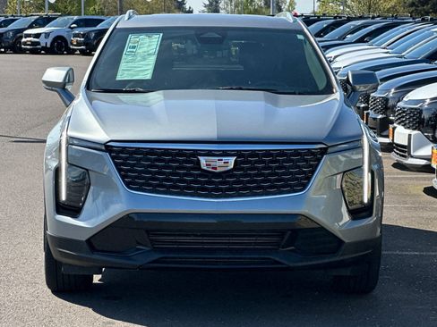 Used 2024 Cadillac XT4 Premium Luxury AWD/4WD image 9